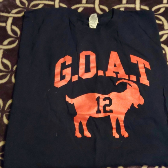 T-shirts - Picture 7 of 9